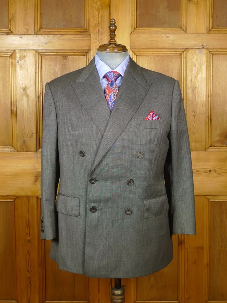 23/0160 near immaculate vintage welsh & jefferies savile row bespoke micro-nailhead weave d/b worsted suit 45 short