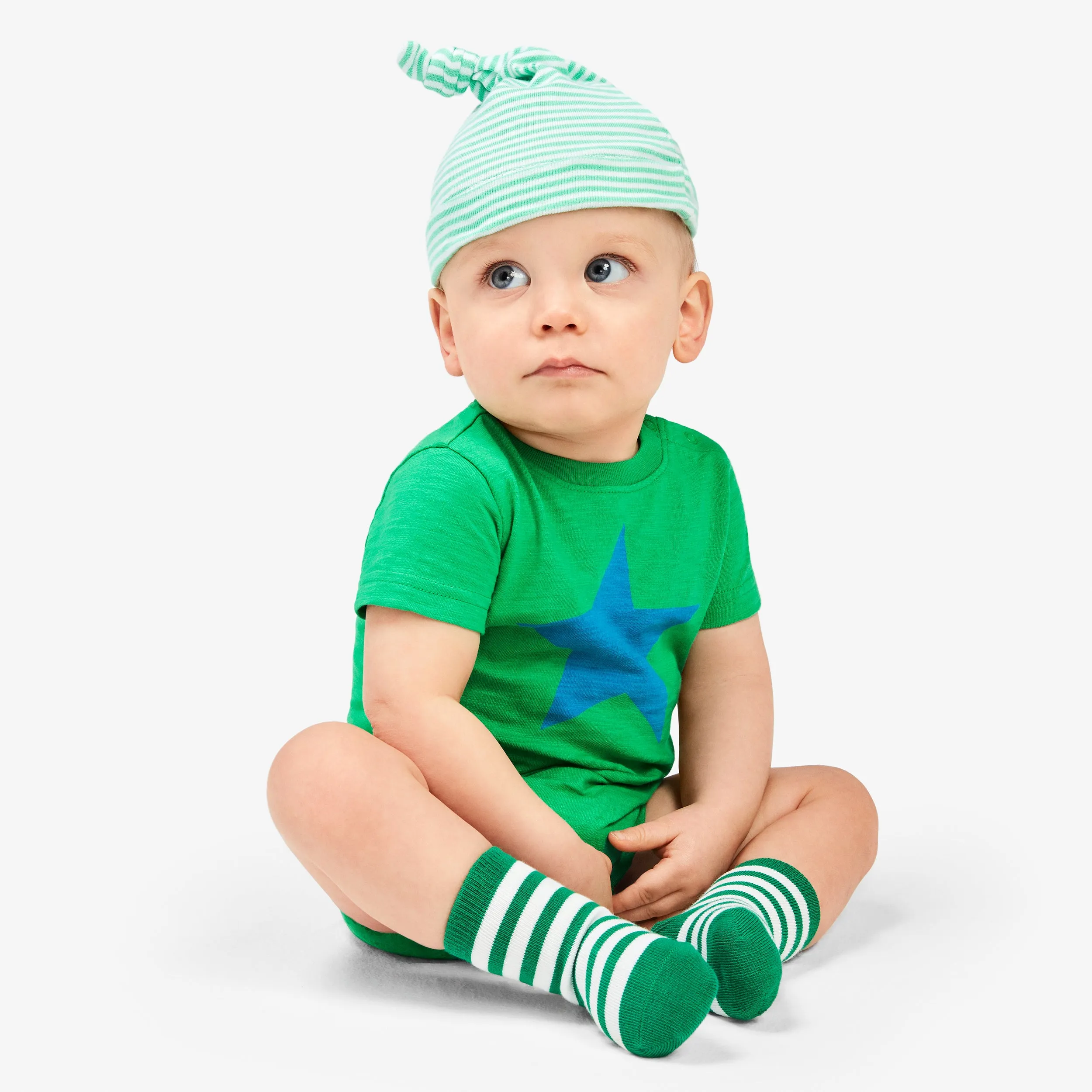 Clearance short sleeve star babysuit in green apple