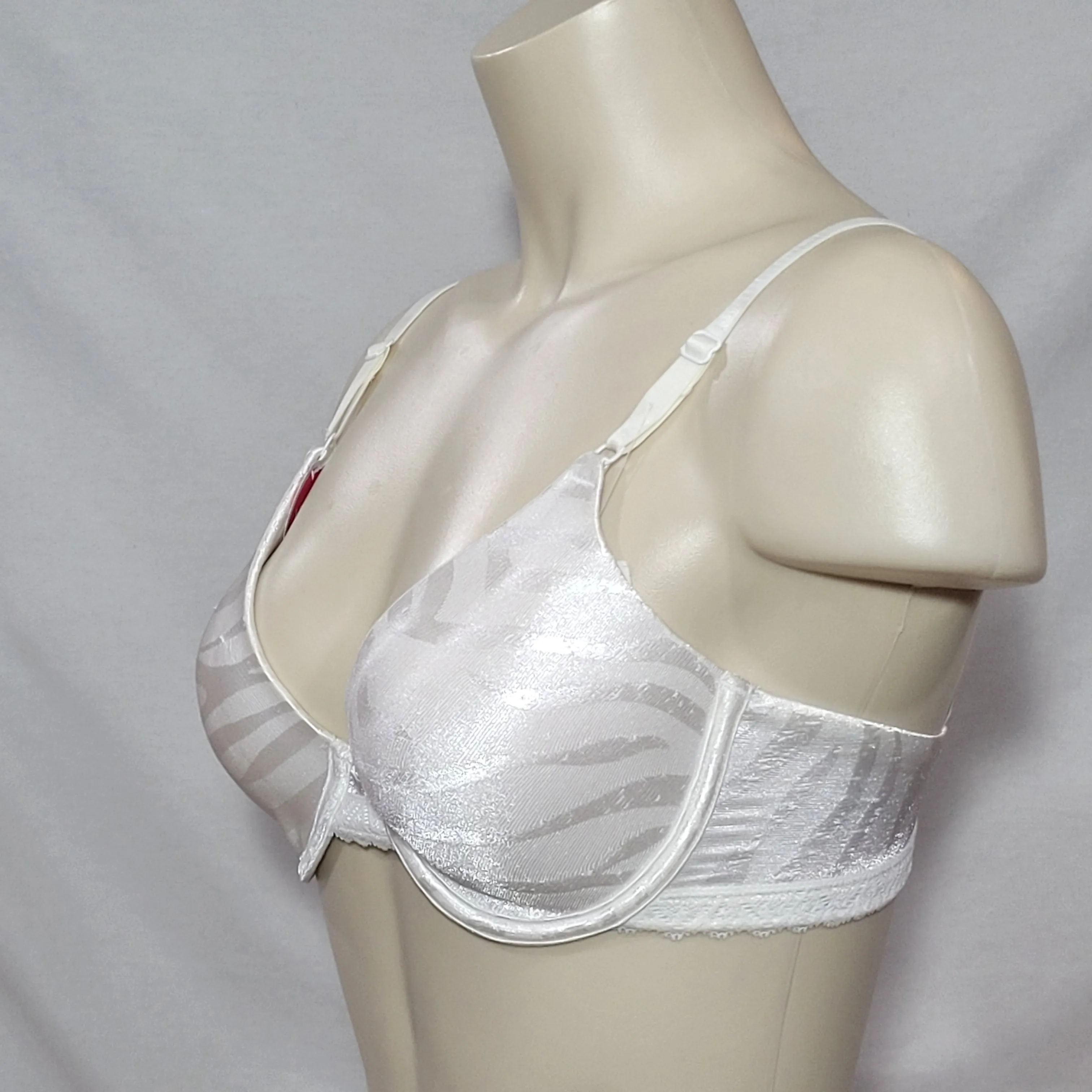 DISCONTINUED Maidenform 7122 One Fabulous Fit Jacquard Satin Underwire Bra 36D White