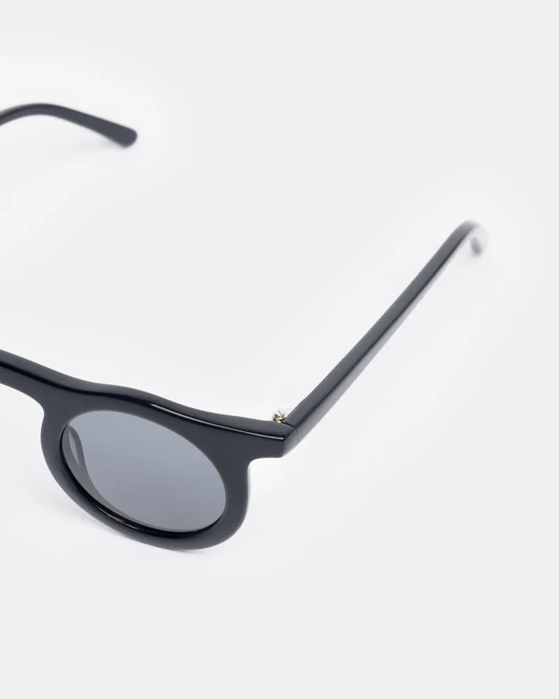 Lind Sunglasses in Midnight/Haze