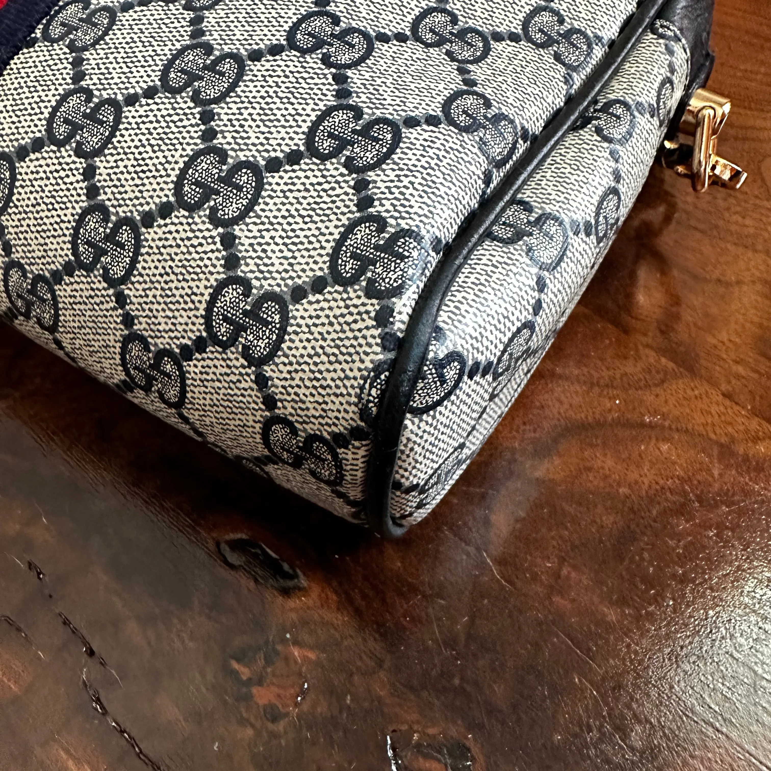 The Junco - Navy Vintage Gucci GG Crossbody